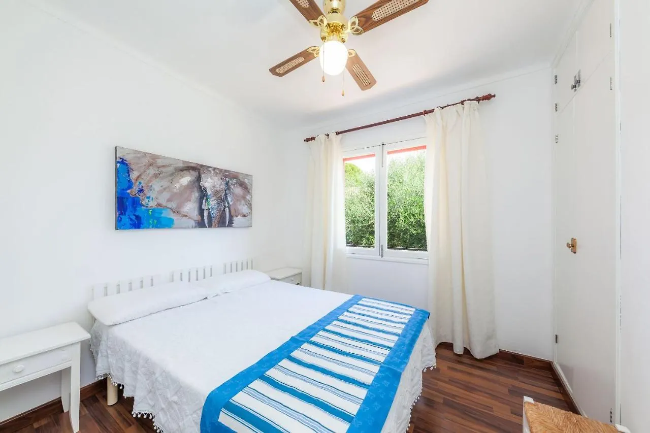 Es Pins Hotel Font de sa Cala 0*,  Spain